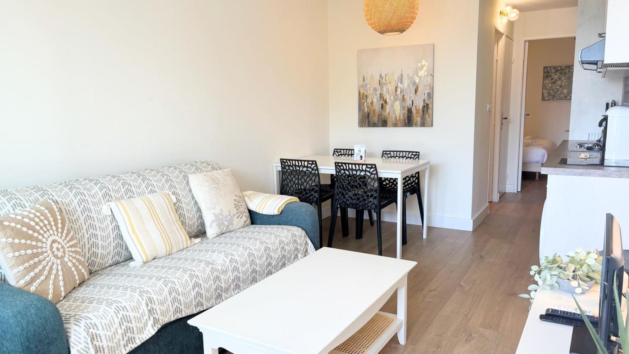 Appartement 0321, Piscine - Parking - Proche Plages - Palmazur Vacances كان المظهر الخارجي الصورة