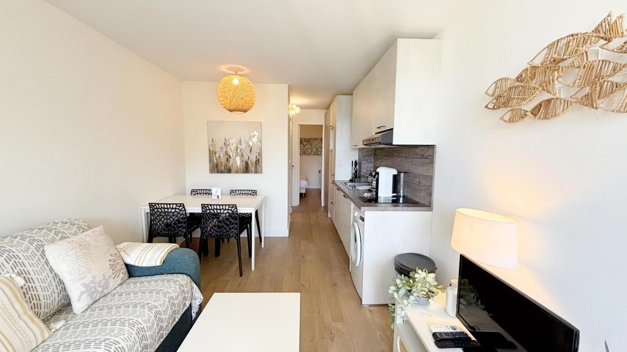 Appartement 0321, Piscine - Parking - Proche Plages - Palmazur Vacances كان المظهر الخارجي الصورة