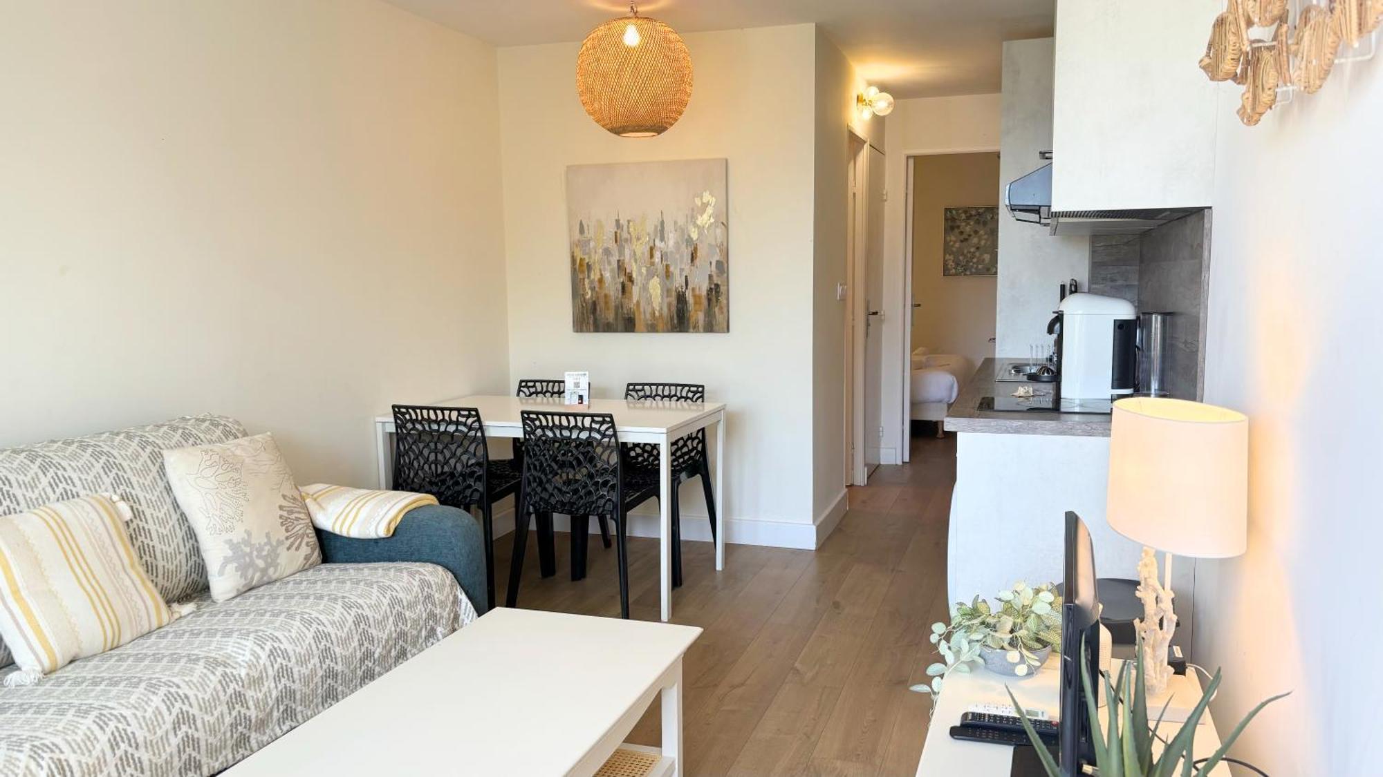 Appartement 0321, Piscine - Parking - Proche Plages - Palmazur Vacances كان المظهر الخارجي الصورة